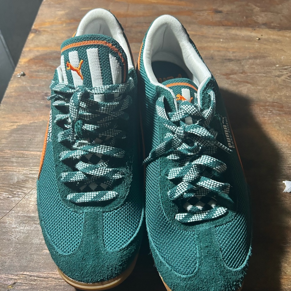 Puma Men's Green and Orange Sneakers
